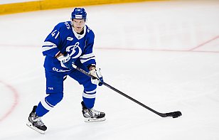 Кирилл Готовец заработал первый результативный балл в новом сезоне КХЛ