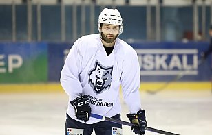 Защитник Алексей Кириллиов сменил «Металлург» на хоккейный клуб «Норильск»