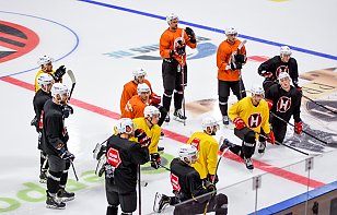Хоккеисты «Немана» провели первую тренировку на льду