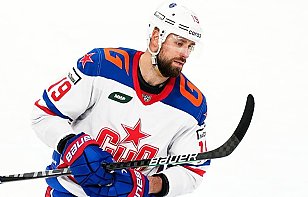 Никита Комаров забросил вторую шайбу в сезоне КХЛ