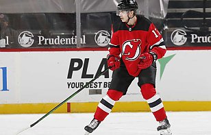 Егор Шарангович стал 11-м белорусом в НХЛ