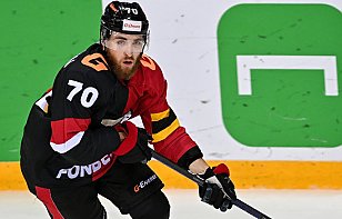 Игорь Мартынов провел юбилейный матч в регулярных чемпионатах КХЛ