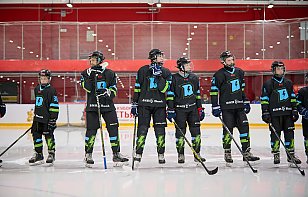 Хоккеисты «Динамо-Джуниверс» сыграют с усть-каменогорским «Торпедо» за 11-е место на Кубке Третьяка U14. Трансляция и онлайн