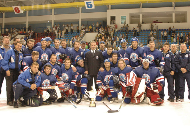 2004-2005.jpg 2004-2005.jpg